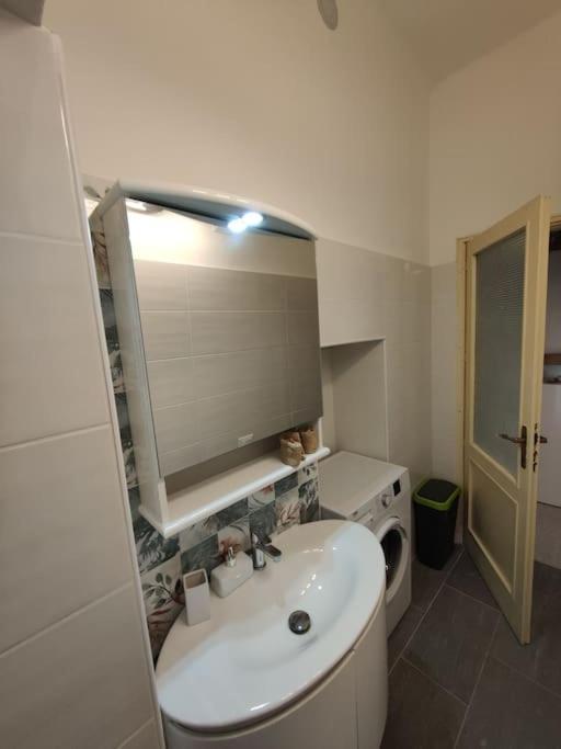 דירות קומו Casa J מראה חיצוני תמונה